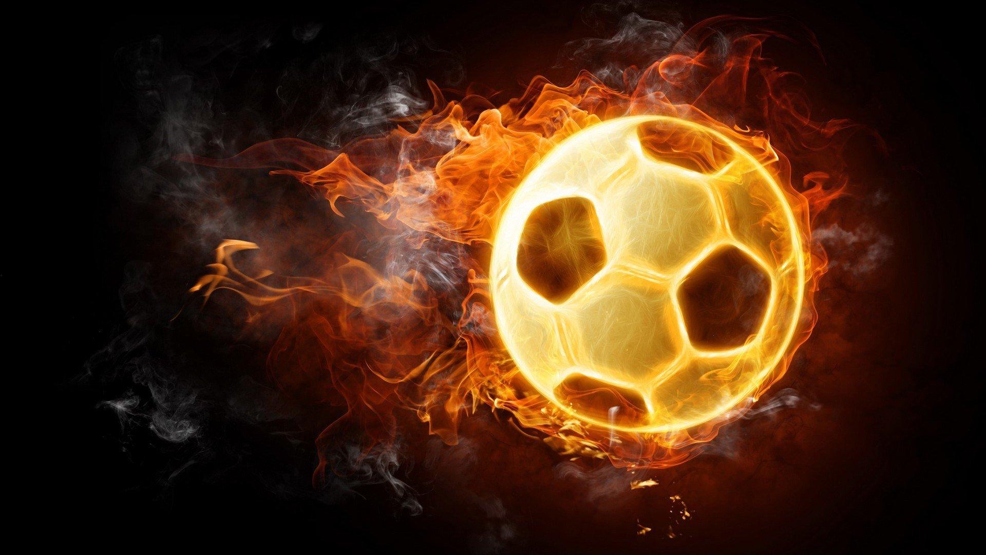 训练强度引更衣室风波,滕哈赫帅位岌岌可危?曼联球员质疑战术与未来